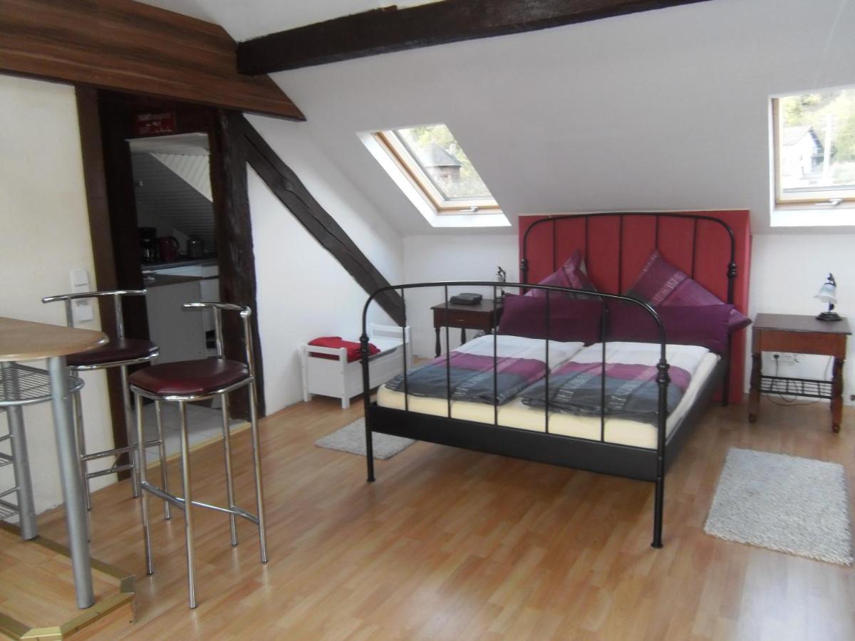 Dach-Studio-Runkel Schadecker Strasse 6 ภายนอก รูปภาพ